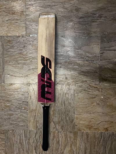 mids cricket bat /Kashmir willow/fully knocked used bat