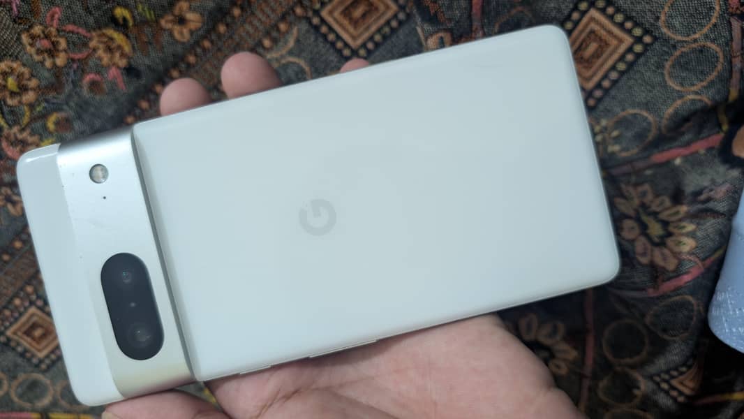 Google Pixel 7 5