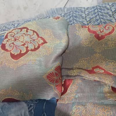 2 curtains