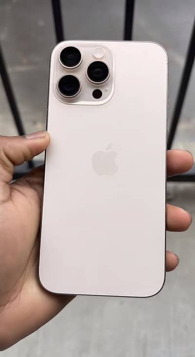 Apple iPhone 16 Pro Max JV