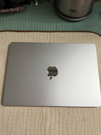 MacBook M5 Air 16/512