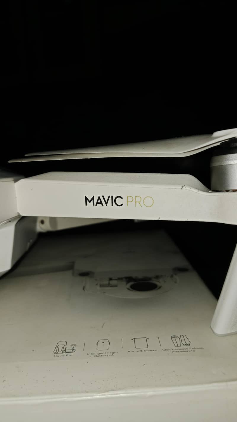 DJI Mavic Pro 4