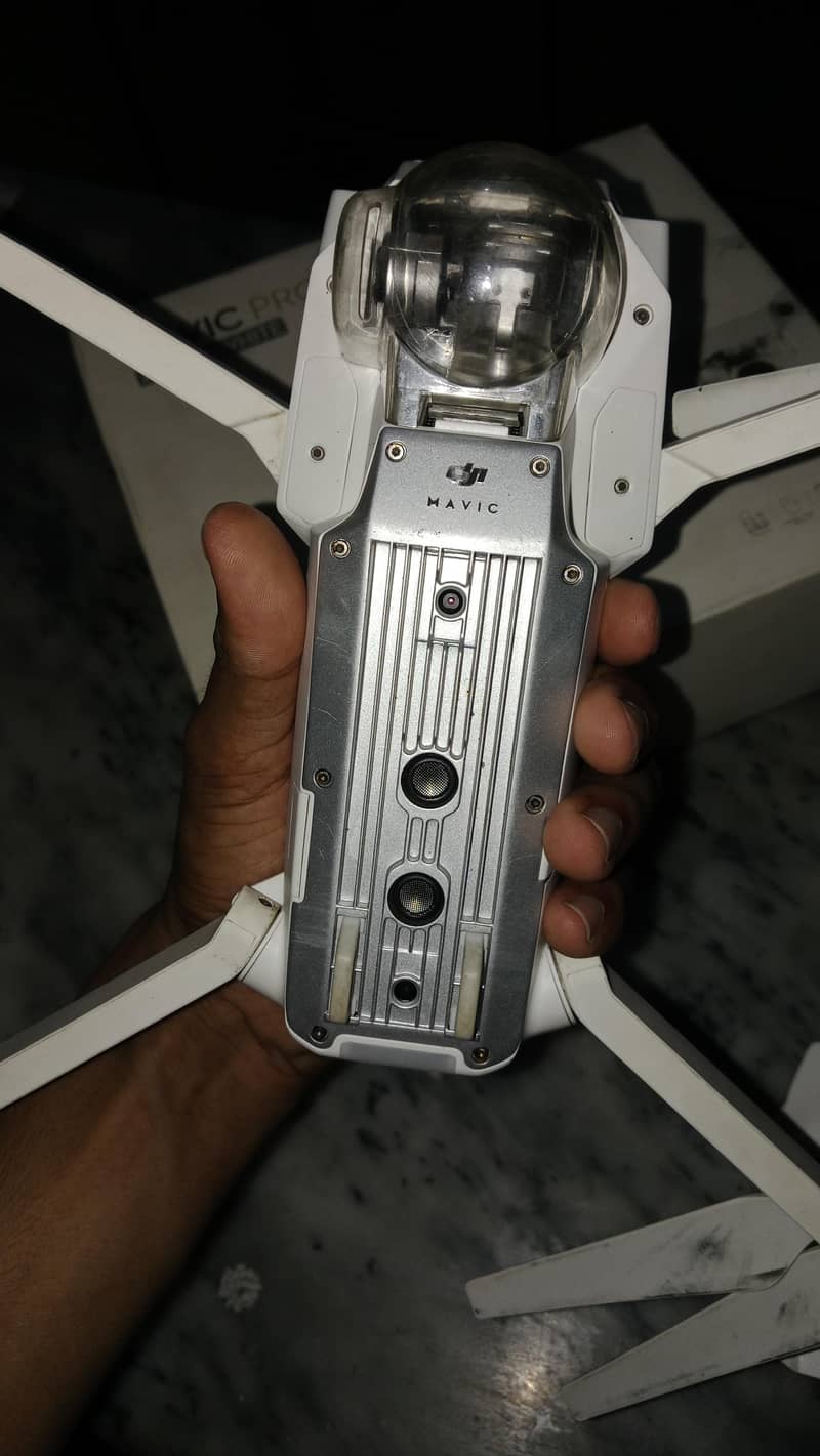 DJI Mavic Pro 12