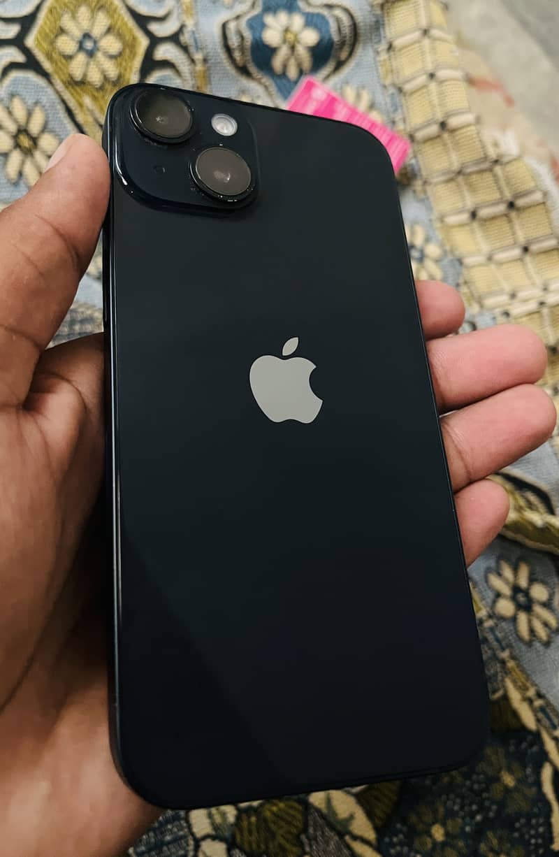 Apple iPhone 14 3