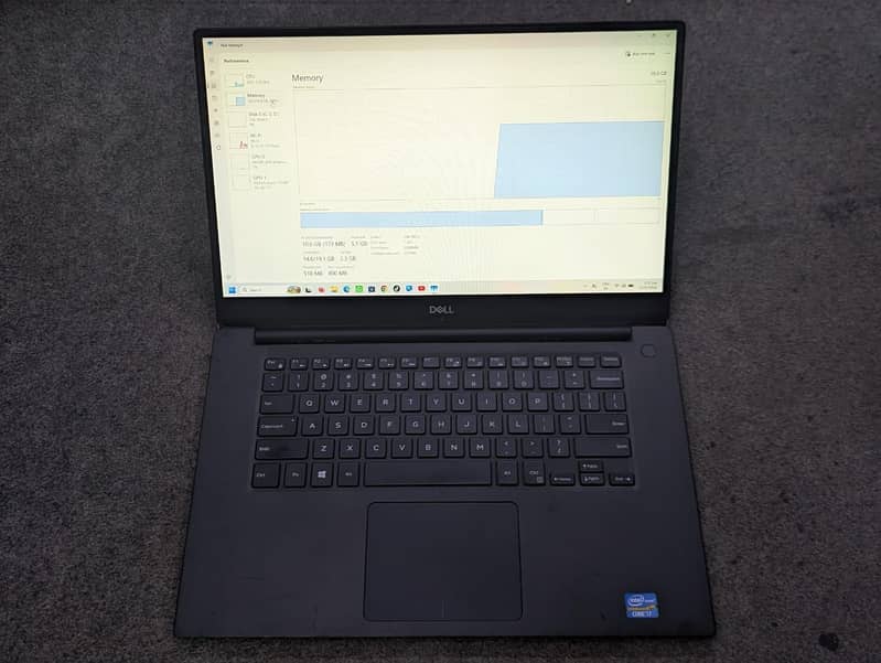 Dell Precision 5530 1