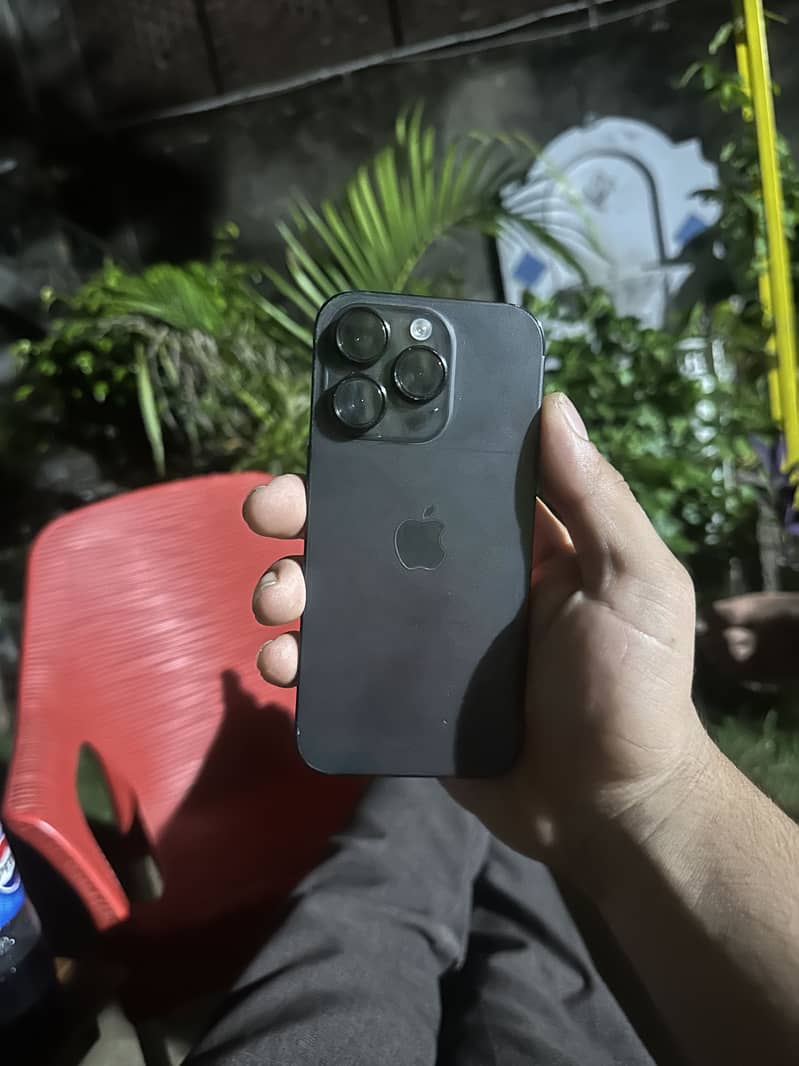 Apple iPhone 14 Pro 1