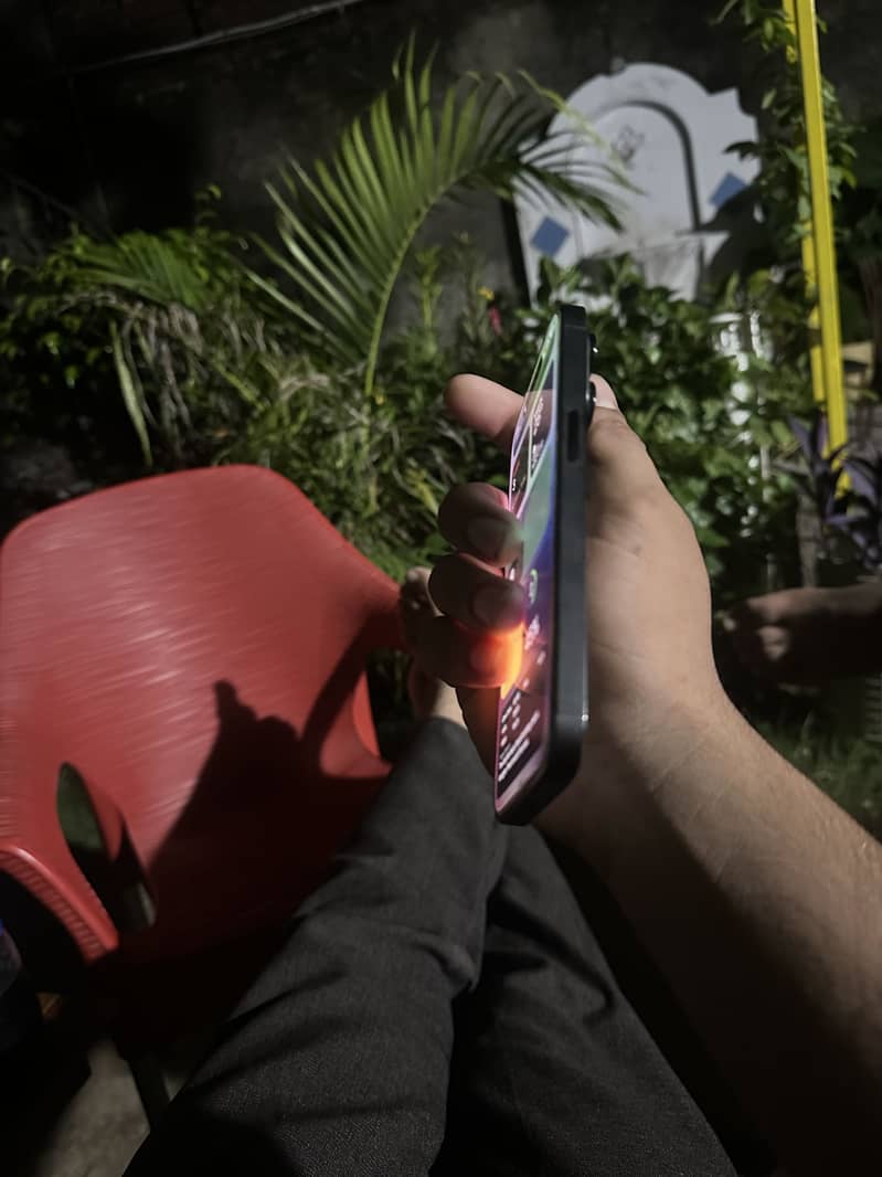 Apple iPhone 14 Pro 3