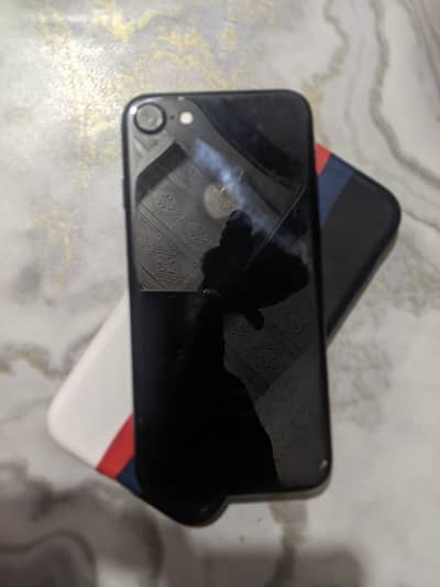 Apple iPhone 7