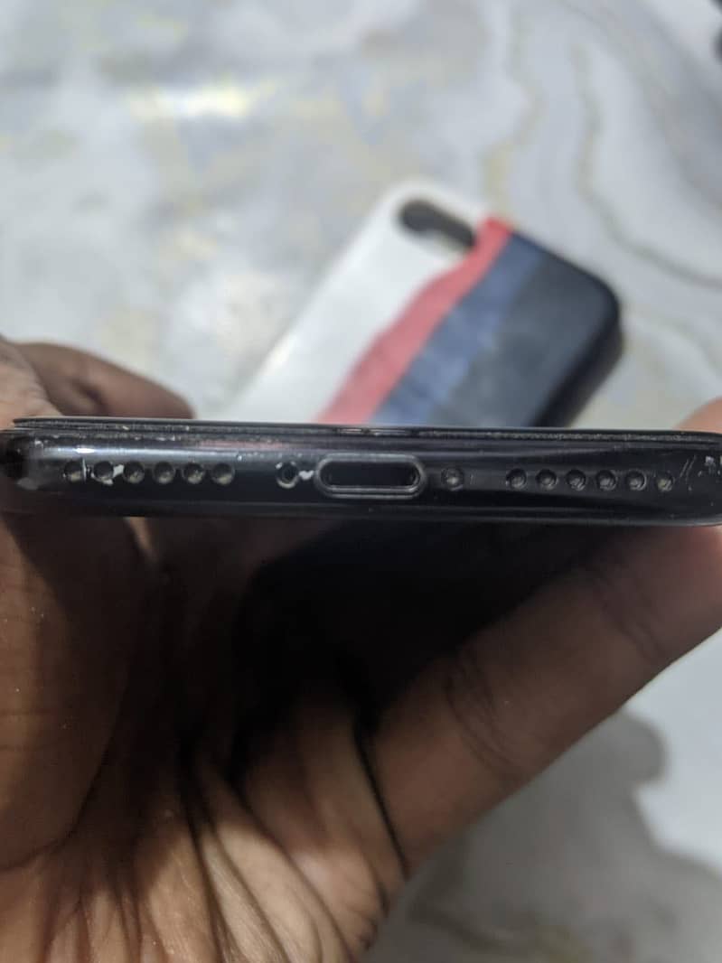 Apple iPhone 7 4