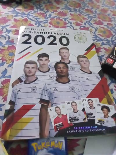 dollar 20 world cup football signatures