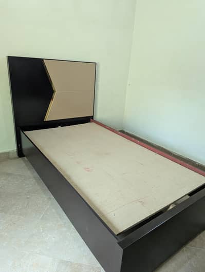 Single bed brand new