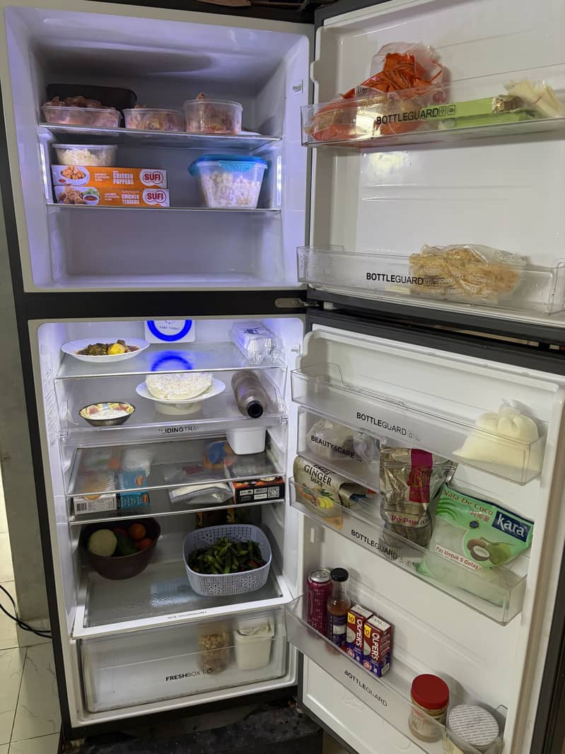 Refrigerator 4