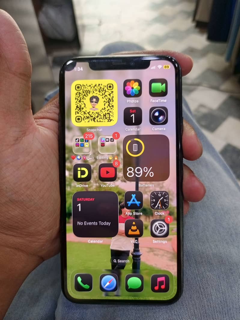 Apple iPhone 11 Pro 0