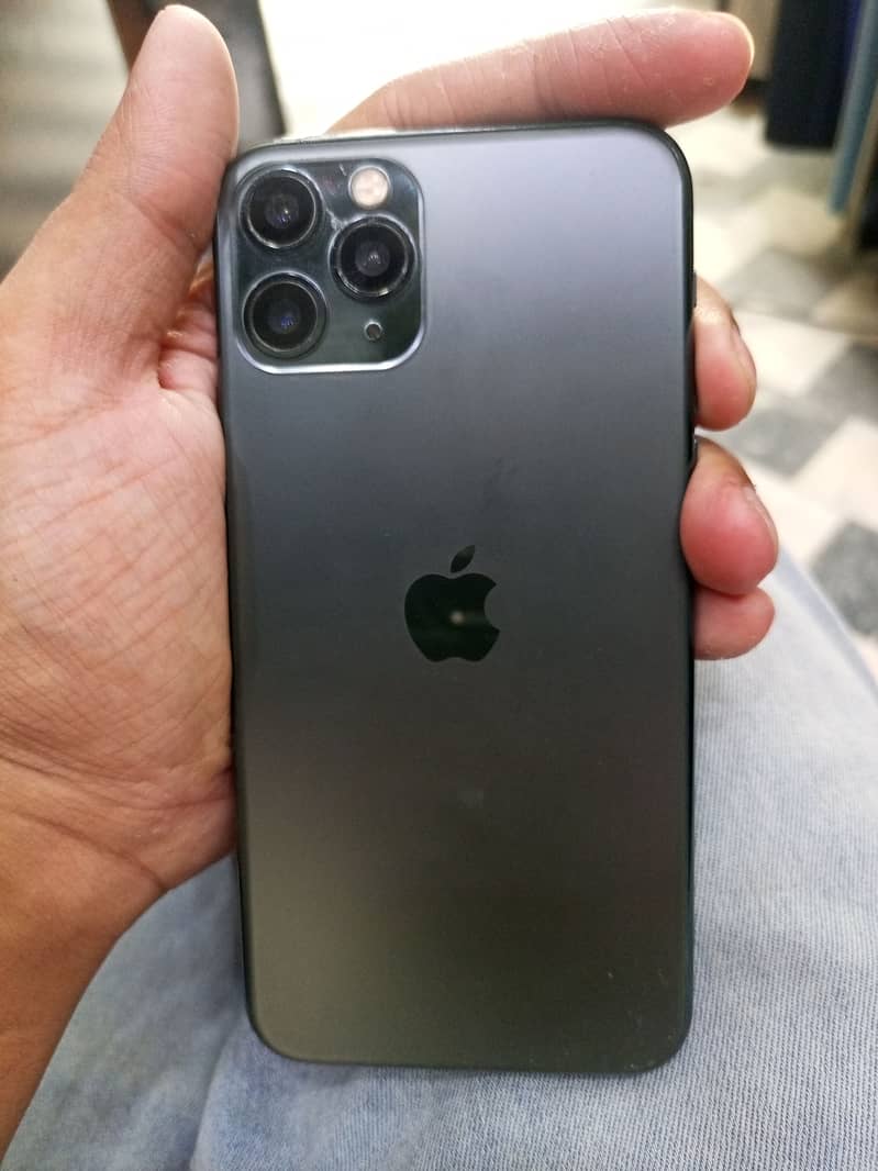 Apple iPhone 11 Pro 1
