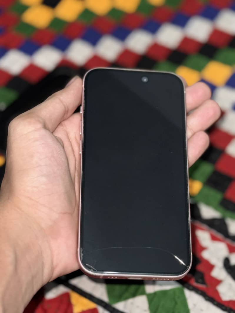 Apple iPhone 15 9