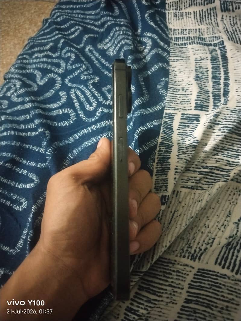 Apple iPhone XS Max 1