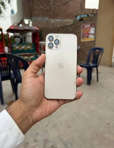 Apple iPhone 12 Pro