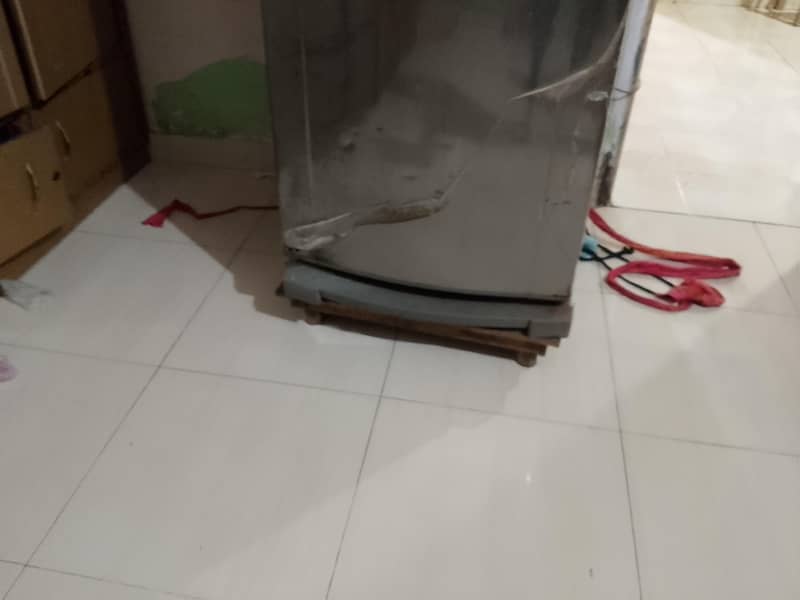 refrigerator 6
