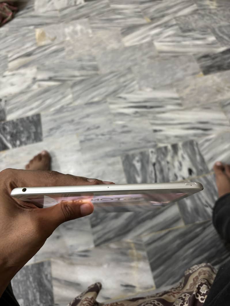 iPad 8 generation 4