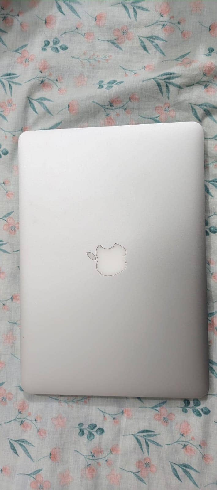Apple Macbook Pro 0