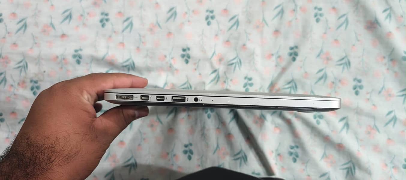 Apple Macbook Pro 3