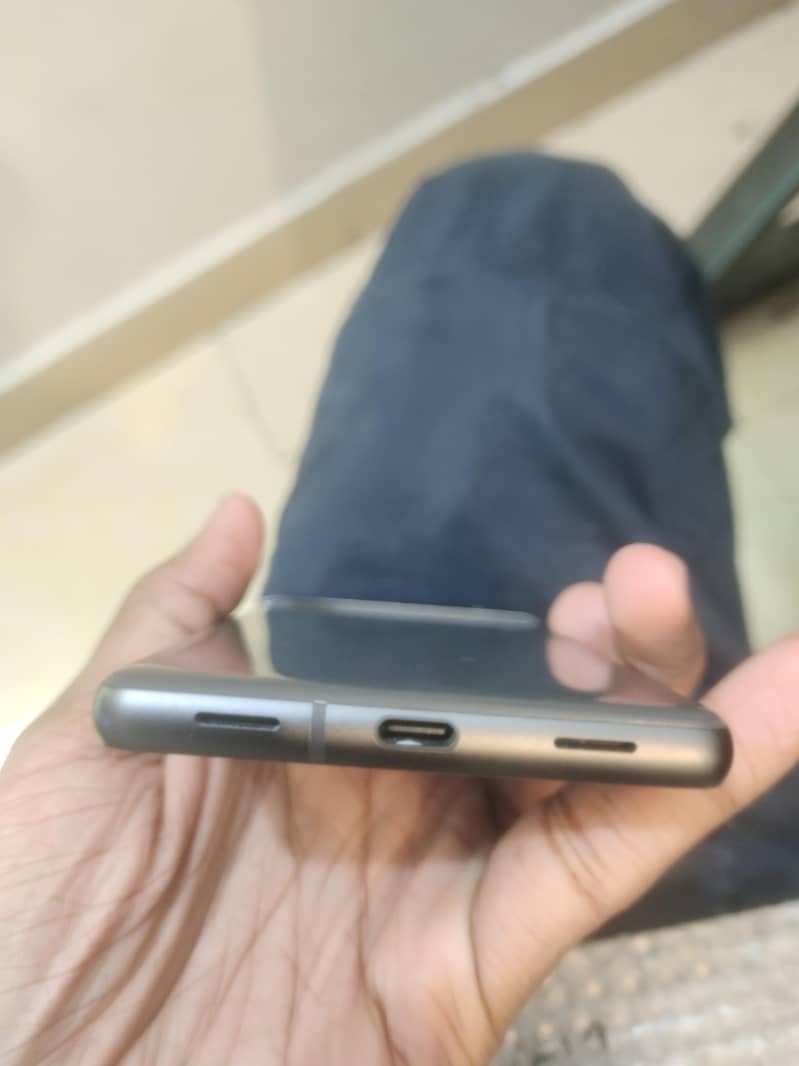 Google Pixel 7a 1
