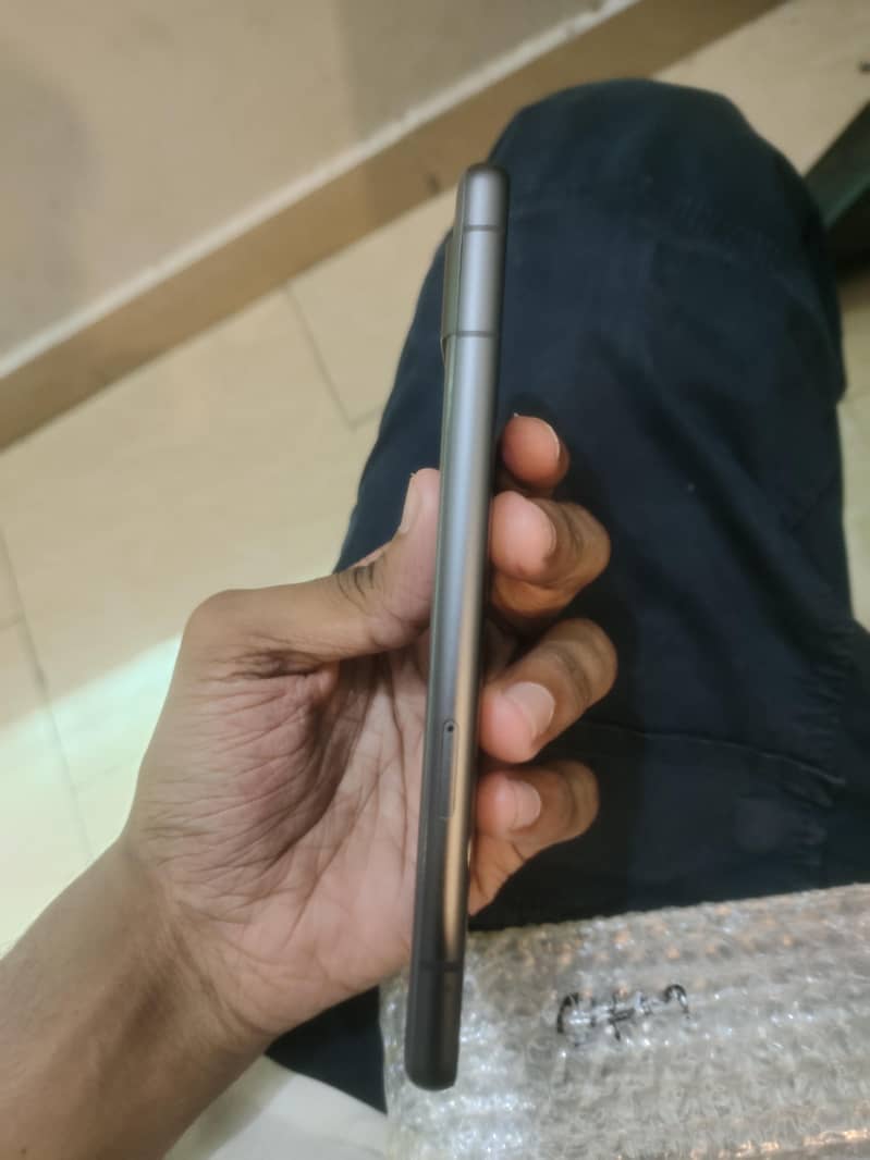 Google Pixel 7a 2