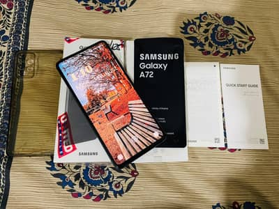 Samsung galaxy a72 8/128 with box