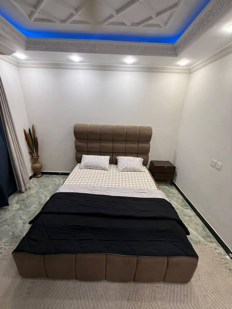 king bed 0