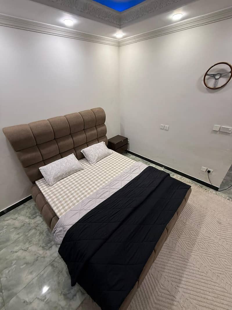 king bed 2