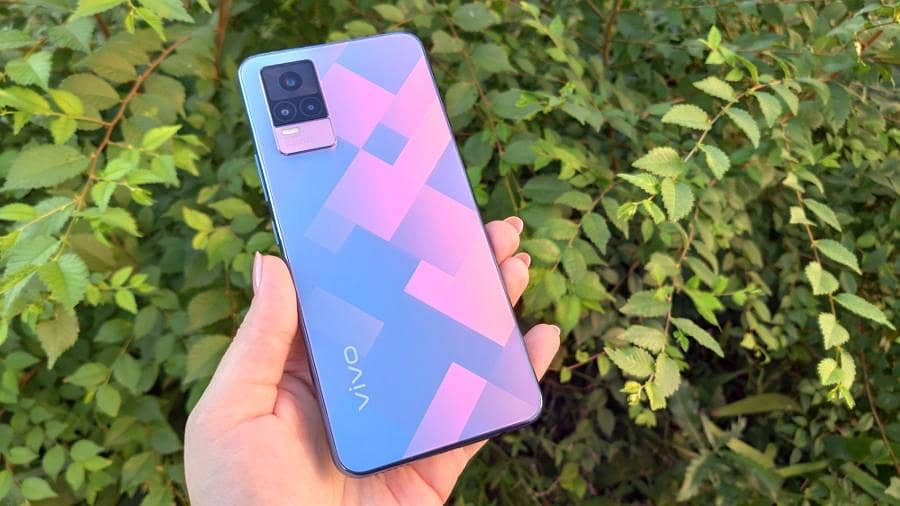 Vivo V21e 1