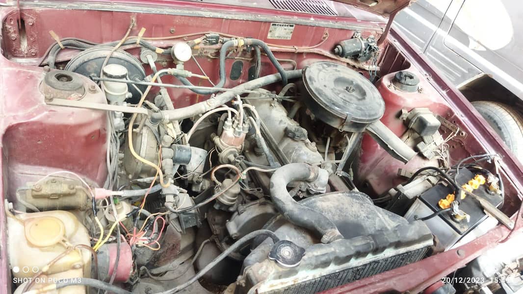 Corolla 80s moddle 6