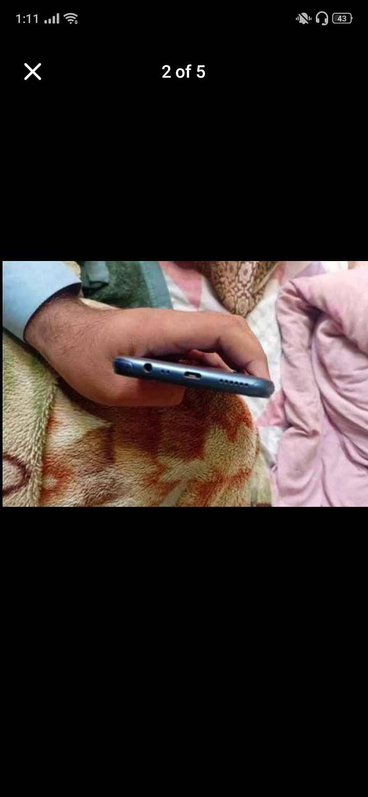 Realme C2 4