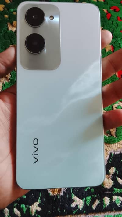 Vivo Y18