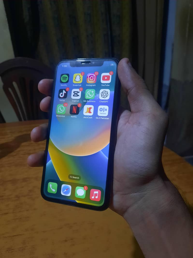 Apple iPhone X 2
