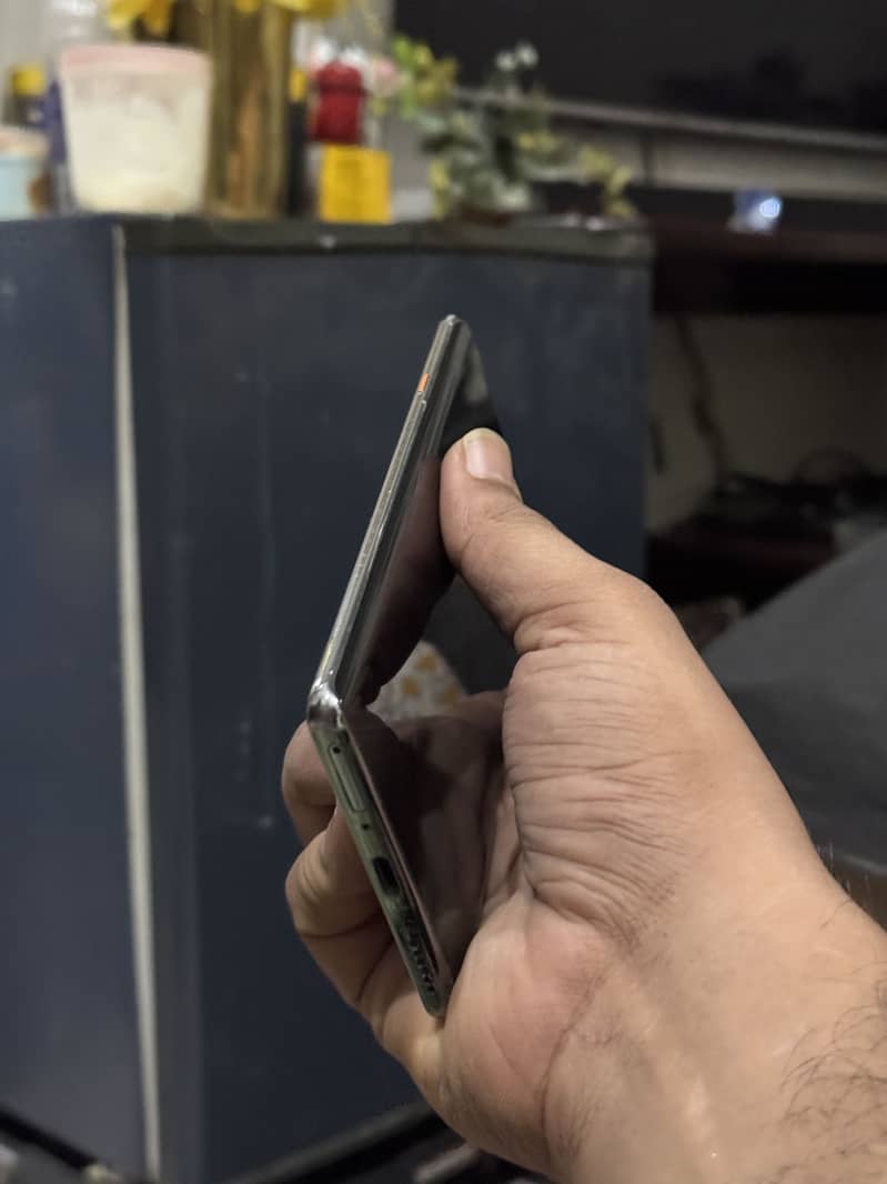 Tecno CAMON 40 Pro 2