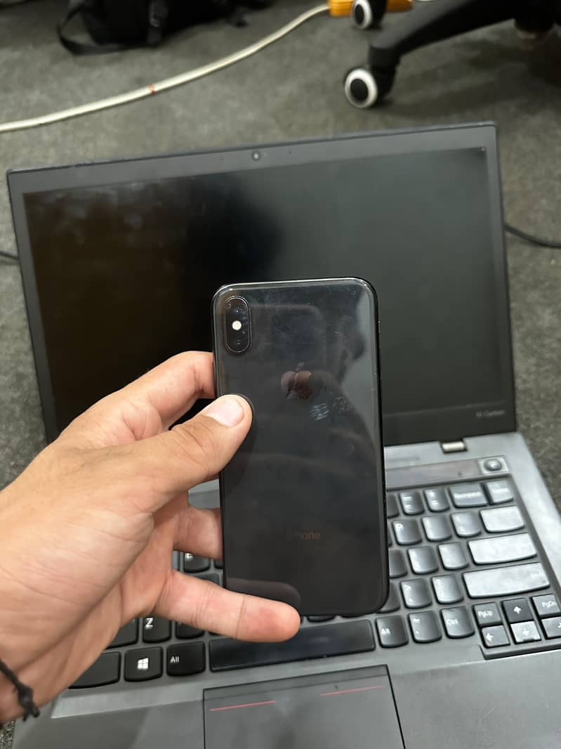 Apple iPhone X 1