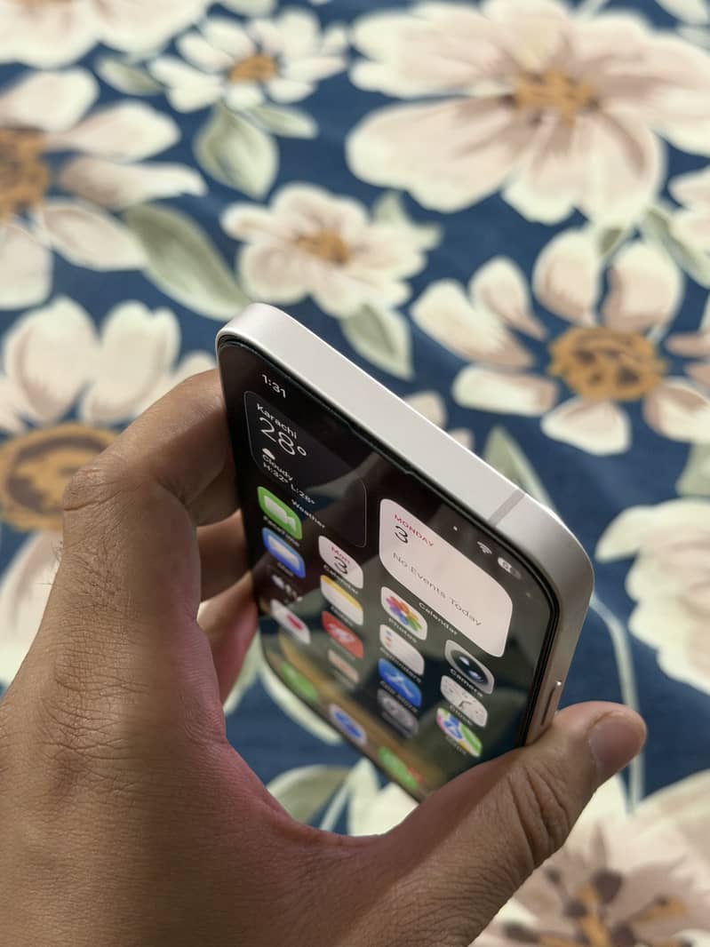 Apple iPhone 13 | PTA Approved | Factory Unlocked | Excellent Conditio 2