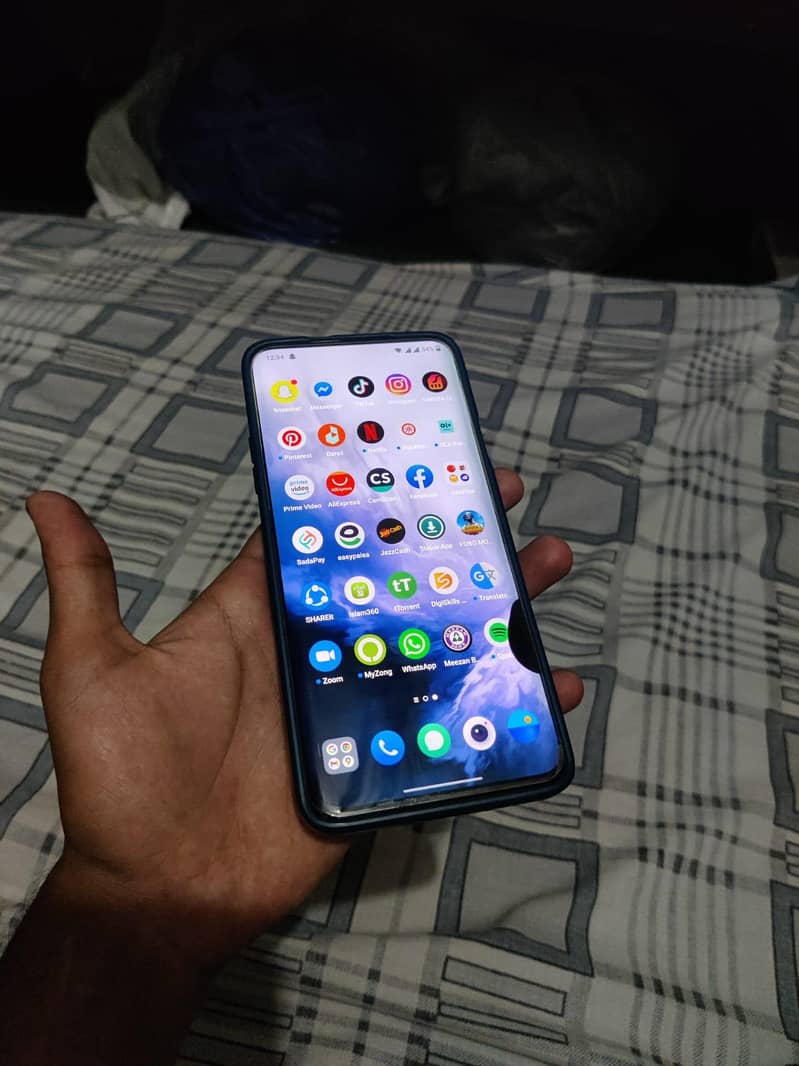 One Plus 7 Pro 1