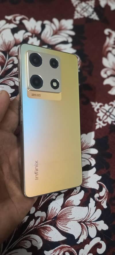 Infinix Note 30 Pro