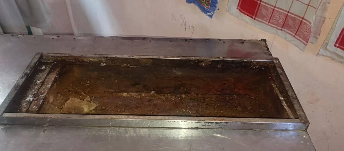 BBQ counter 6