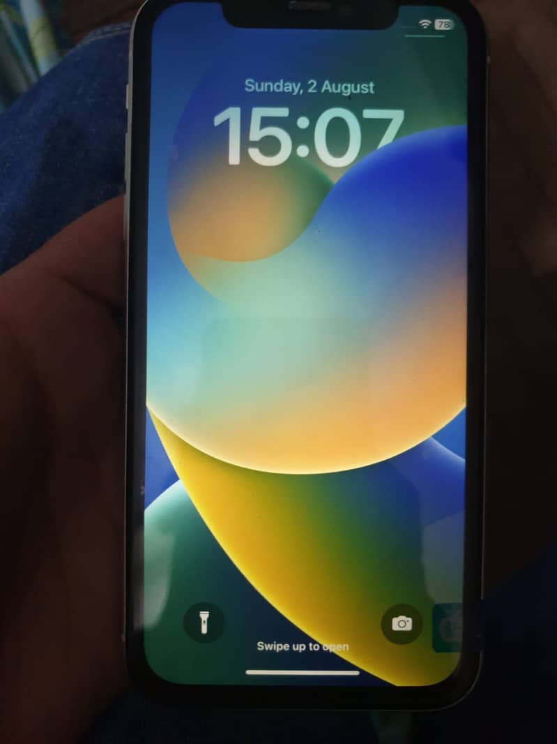 Apple iPhone 11 3