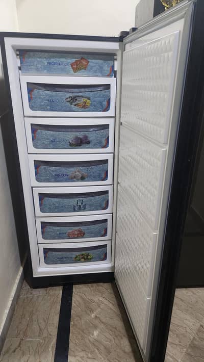 Dawlance vertical freezer