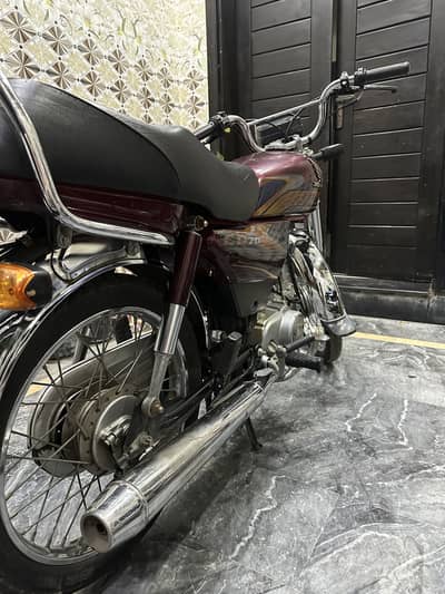 Honda cd 70 ( ALL GENUINE)