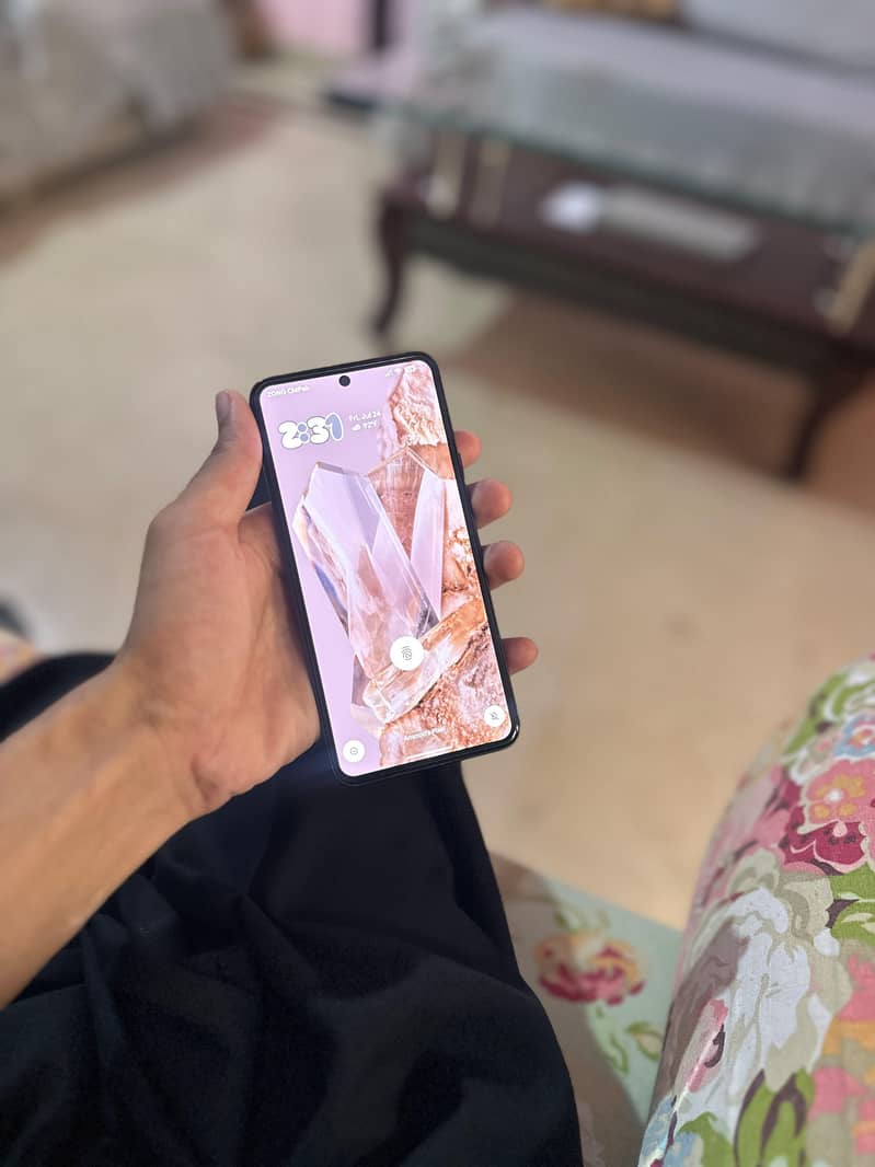 Google Pixel 8 2