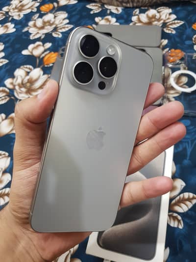 iPhone 15 Pro Max