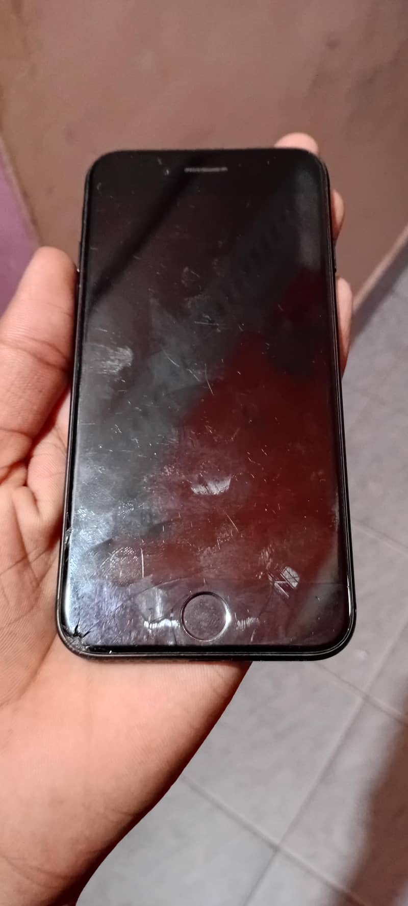 Apple iPhone 7  2