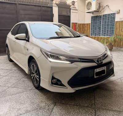 Toyota Altis Grande 1.8 Black Interior 2022 Model