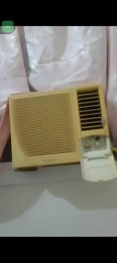 window AC
