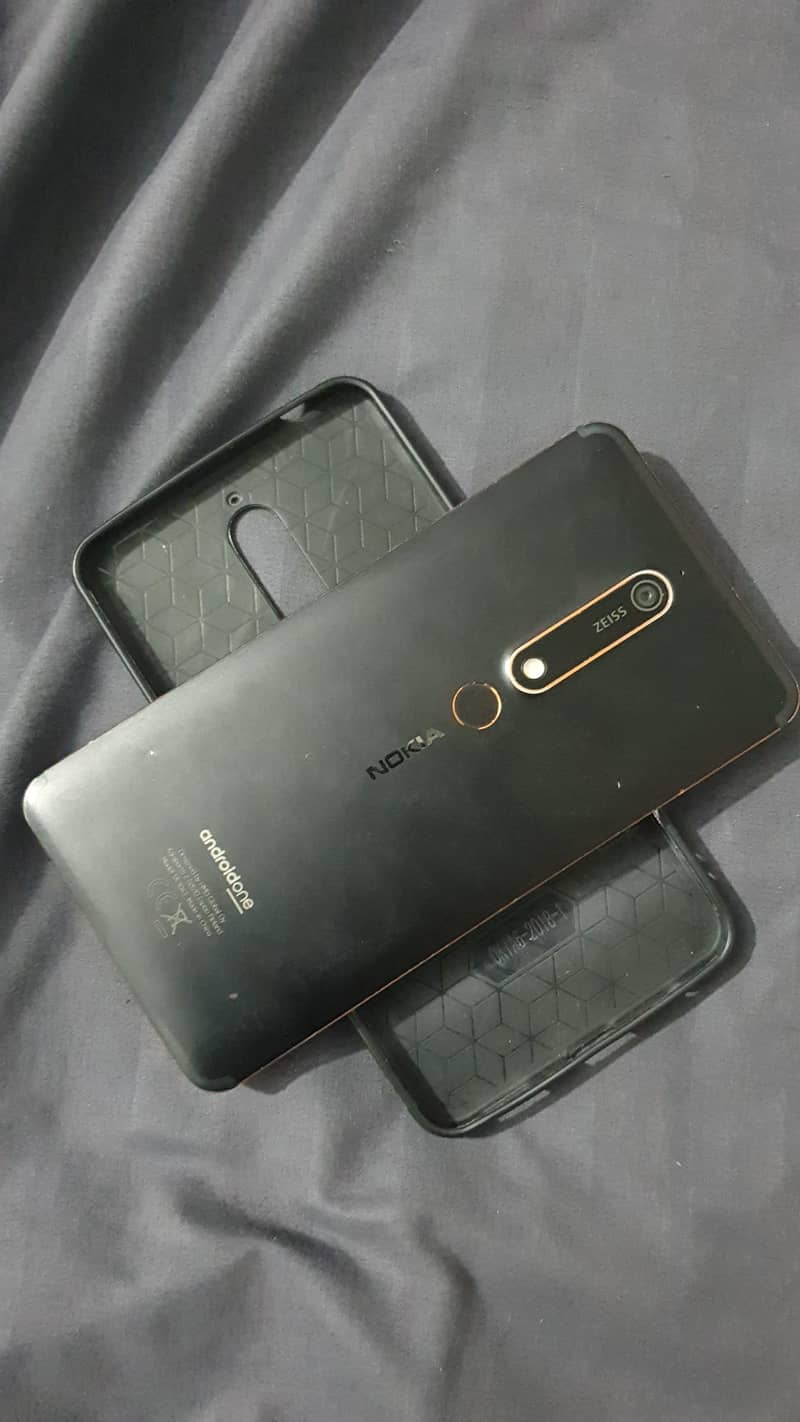 Nokia 6.1 plus 2